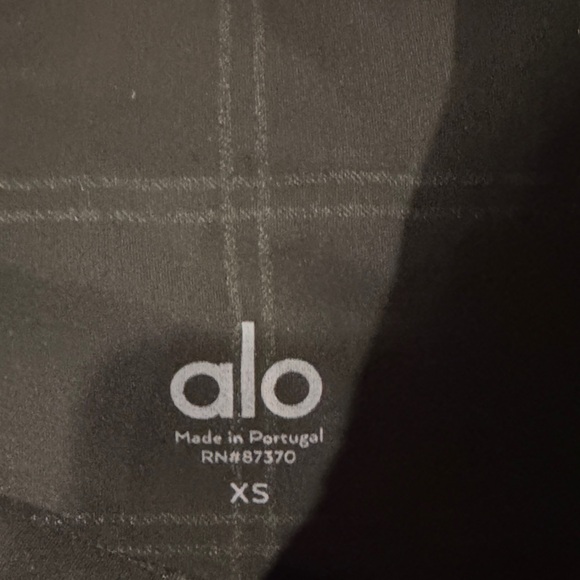 ALO Yoga Black and Snake Print Leggings TWO FOR ONE!!!!! BIG DEAL!! - Picture 5 of 16